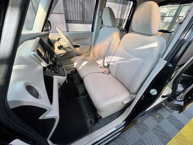 デイズルークス Ｘ　Ｖセレクション＋セーフティＩＩ　ＥＴＣ　全周囲カメラ　両側スライド・片側電動　衝突被害軽減システム　スマートキー　アイドリングストップ　電動格納ミラー　ベンチシート　ＣＶＴ　盗難防止システム　ＡＢＳ　ＥＳＣ　アルミホイール（10枚目）