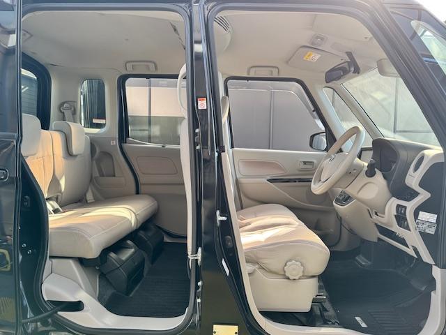 デイズルークス Ｘ　Ｖセレクション＋セーフティＩＩ　ＥＴＣ　全周囲カメラ　両側スライド・片側電動　衝突被害軽減システム　スマートキー　アイドリングストップ　電動格納ミラー　ベンチシート　ＣＶＴ　盗難防止システム　ＡＢＳ　ＥＳＣ　アルミホイール（33枚目）