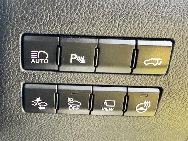 ＮＸ ＮＸ３００ｈ　Ｆスポーツ　４ＷＤ　ドライブレコーダー　バックカメラ　クリアランスソナー　オートクルーズコントロール　レーンアシスト　パワーシート　衝突被害軽減システム　ＴＶ　オートマチックハイビーム　オートライト（10枚目）