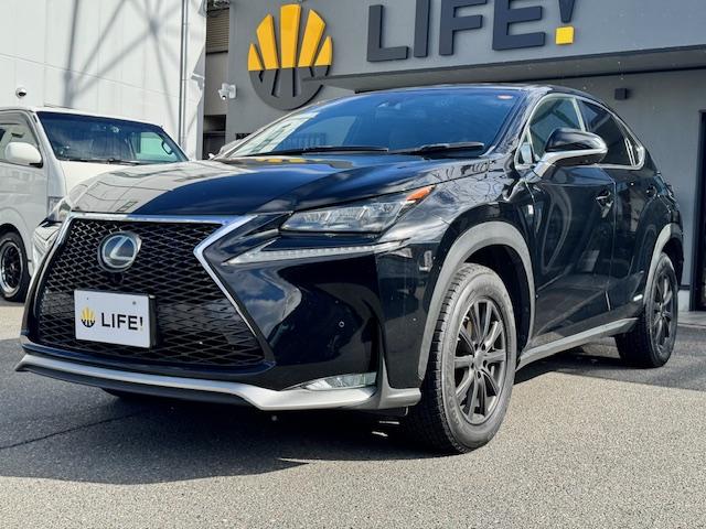 ＮＸ ＮＸ３００ｈ　Ｆスポーツ　４ＷＤ　ドライブレコーダー　バックカメラ　クリアランスソナー　オートクルーズコントロール　レーンアシスト　パワーシート　衝突被害軽減システム　ＴＶ　オートマチックハイビーム　オートライト（12枚目）