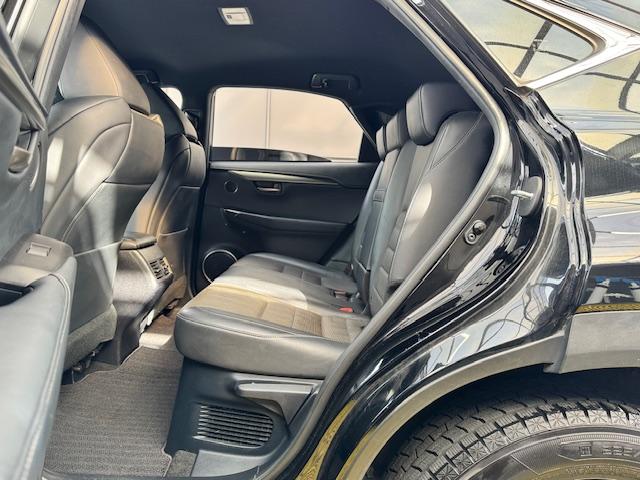 ＮＸ ＮＸ３００ｈ　Ｆスポーツ　４ＷＤ　ドライブレコーダー　バックカメラ　クリアランスソナー　オートクルーズコントロール　レーンアシスト　パワーシート　衝突被害軽減システム　ＴＶ　オートマチックハイビーム　オートライト（39枚目）