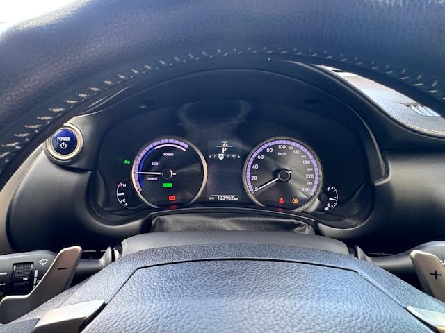 ＮＸ ＮＸ３００ｈ　Ｆスポーツ　４ＷＤ　ドライブレコーダー　バックカメラ　クリアランスソナー　オートクルーズコントロール　レーンアシスト　パワーシート　衝突被害軽減システム　ＴＶ　オートマチックハイビーム　オートライト（44枚目）