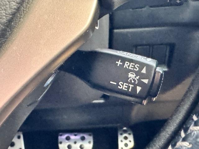 ＮＸ ＮＸ３００ｈ　Ｆスポーツ　４ＷＤ　ドライブレコーダー　バックカメラ　クリアランスソナー　オートクルーズコントロール　レーンアシスト　パワーシート　衝突被害軽減システム　ＴＶ　オートマチックハイビーム　オートライト（48枚目）