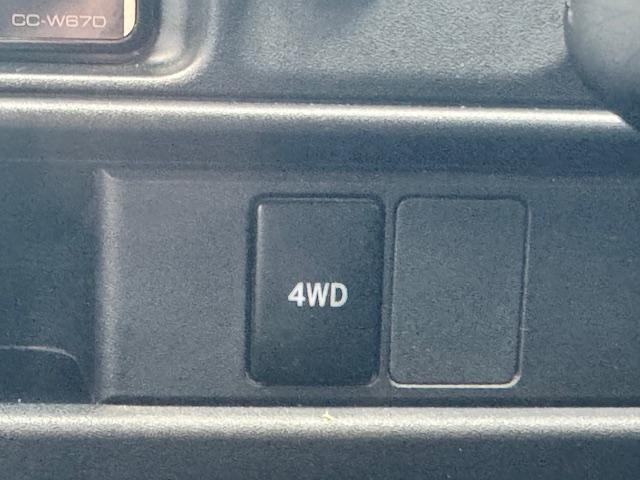ハイゼットカーゴ クルーズターボSAIII 4WD 軽バン CVT 衝突被害軽減システム クリアランスソナー ETC 両側スライドドア アイドリングストップ 電動格納ミラー オートマチックハイビーム オートライト ESC エアコン(8枚目)
