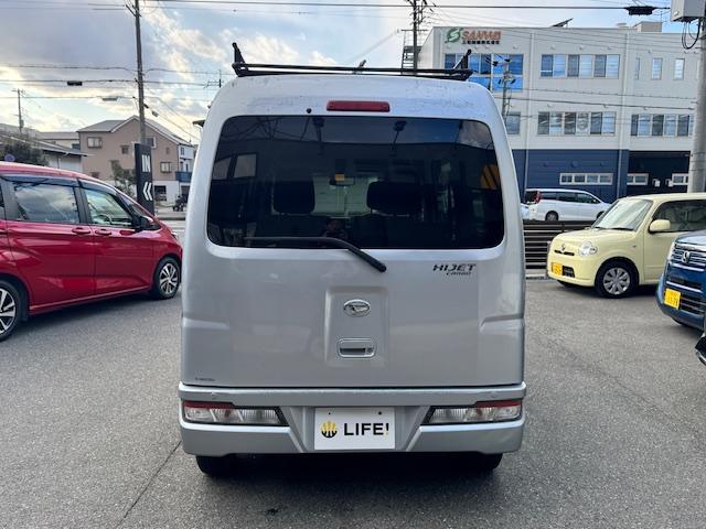 ハイゼットカーゴ クルーズターボSAIII 4WD 軽バン CVT 衝突被害軽減システム クリアランスソナー ETC 両側スライドドア アイドリングストップ 電動格納ミラー オートマチックハイビーム オートライト ESC エアコン(16枚目)