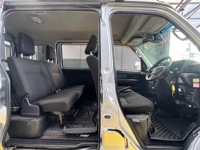 ハイゼットカーゴ クルーズターボSAIII 4WD 軽バン CVT 衝突被害軽減システム クリアランスソナー ETC 両側スライドドア アイドリングストップ 電動格納ミラー オートマチックハイビーム オートライト ESC エアコン(28枚目)