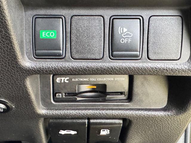 エクストレイル 20X ハイブリッド エクストリーマーX 4WD ドライブレコーダー ETC 全周囲カメラ クリアランスソナー オートクルーズコントロール 衝突被害軽減システム ナビ TV LEDヘッドランプ 電動リアゲート アルミホイール スマートキー(9枚目)