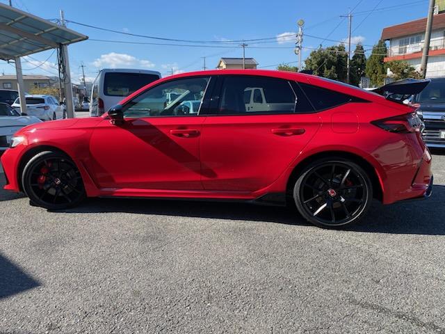 シビック タイプＲ　タイプＲ　ワンオーナー車　ホンダセンシング　ホンダログＲ　ＬＥＤヘッドライト　ＴｙｐｅＲ専用メーター（7枚目）