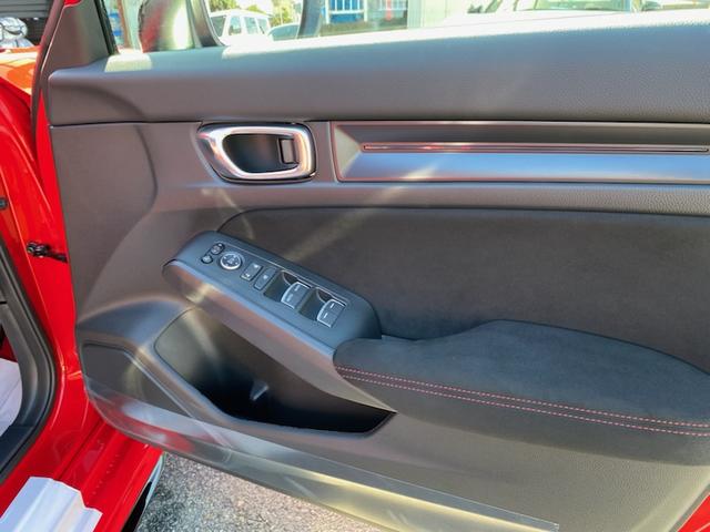 シビック タイプＲ　タイプＲ　ワンオーナー車　ホンダセンシング　ホンダログＲ　ＬＥＤヘッドライト　ＴｙｐｅＲ専用メーター（10枚目）