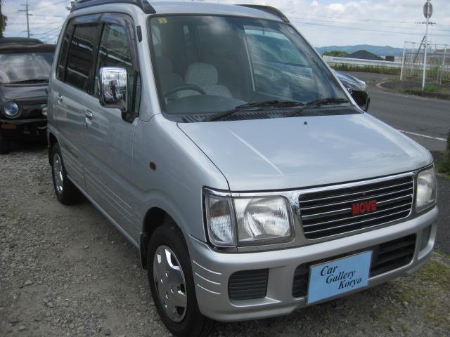 ムーヴ カスタム　４ＷＤ　ツインカム１２バルブエンジン　木目調パネル（5枚目）