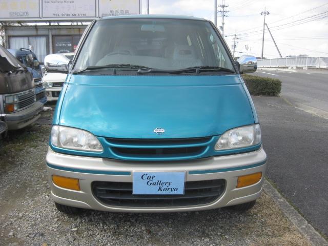 セレナ ＦＸリミテッド　電動ツインムーンルーフ　ツインエアコン　８人乗三列シート　走行距離５４０００キロ（4枚目）