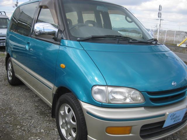 セレナ ＦＸリミテッド　電動ツインムーンルーフ　ツインエアコン　８人乗三列シート　走行距離５４０００キロ（9枚目）