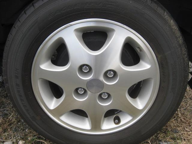 セレナ ＦＸリミテッド　電動ツインムーンルーフ　ツインエアコン　８人乗三列シート　走行距離５４０００キロ（14枚目）