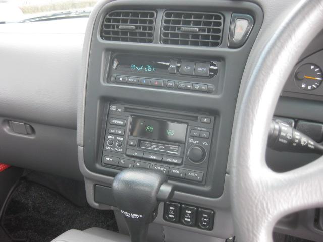 セレナ ＦＸリミテッド　電動ツインムーンルーフ　ツインエアコン　８人乗三列シート　走行距離５４０００キロ（26枚目）