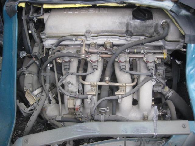 セレナ ＦＸリミテッド　電動ツインムーンルーフ　ツインエアコン　８人乗三列シート　走行距離５４０００キロ（48枚目）