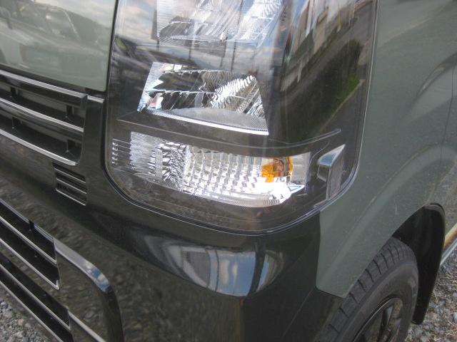 エブリイ Ｊリミテッド　登録済未使用車　Ｊリミテッドターボ車　バックアイカメラ付ディスプレイオーディオ装着車　ワンアクション両側パワースライドドア　ＬＥＤヘッドライトブラック塗装　専用デカール（9枚目）