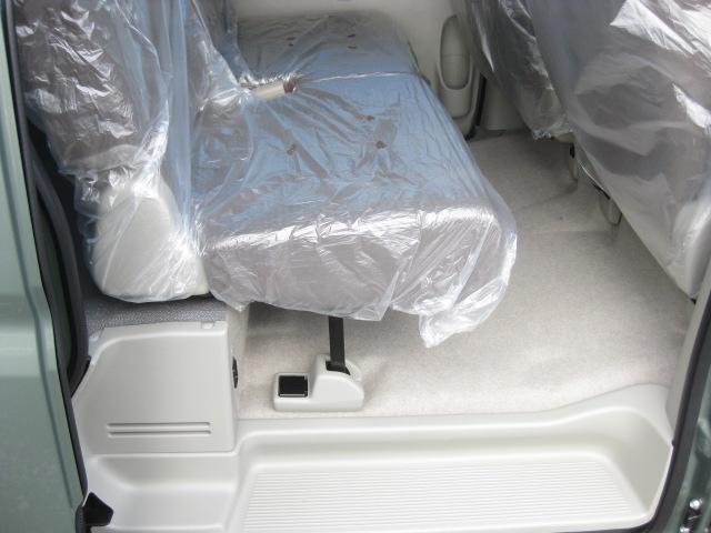 エブリイ Ｊリミテッド　登録済未使用車　Ｊリミテッドターボ車　バックアイカメラ付ディスプレイオーディオ装着車　ワンアクション両側パワースライドドア　ＬＥＤヘッドライトブラック塗装　専用デカール（32枚目）