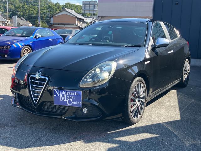 ジュリエッタ クアドリフォリオ ヴェルデ 6速マニュアル 赤革シート ETC Panasonicストラーダナビ バックカメラ ドラレコ Bluetooth接続 BOSEサウンドシステム キーレスエントリー(3枚目)