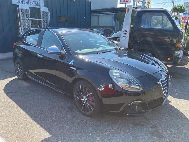 ジュリエッタ クアドリフォリオ ヴェルデ 6速マニュアル 赤革シート ETC Panasonicストラーダナビ バックカメラ ドラレコ Bluetooth接続 BOSEサウンドシステム キーレスエントリー(10枚目)