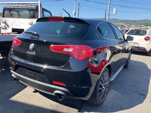 ジュリエッタ クアドリフォリオ ヴェルデ 6速マニュアル 赤革シート ETC Panasonicストラーダナビ バックカメラ ドラレコ Bluetooth接続 BOSEサウンドシステム キーレスエントリー(15枚目)