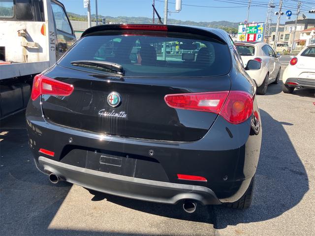 ジュリエッタ クアドリフォリオ ヴェルデ 6速マニュアル 赤革シート ETC Panasonicストラーダナビ バックカメラ ドラレコ Bluetooth接続 BOSEサウンドシステム キーレスエントリー(17枚目)