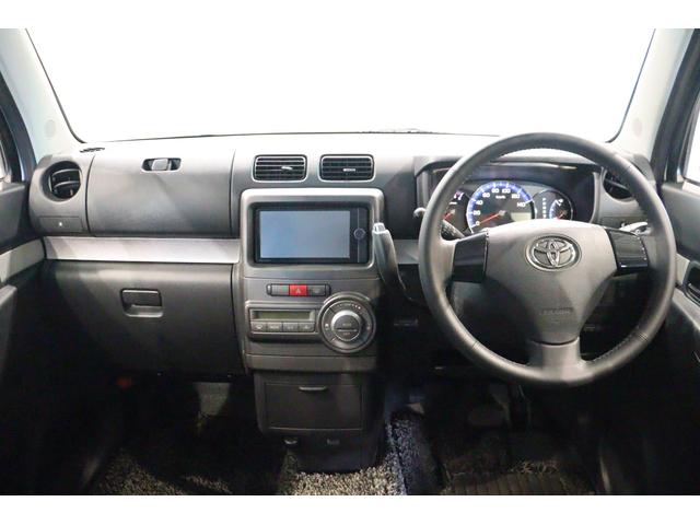 ピクシススペース カスタム　ＲＳ　ＥＴＣ　ナビ　ＴＶ　ＨＩＤ　スマートキー　ベンチシート　ターボ　ＣＶＴ　盗難防止システム　ＡＢＳ　ＣＤ　ＤＶＤ再生　Ｂｌｕｅｔｏｏｔｈ　アルミホイール　衝突安全ボディ　エアコン　パワーステアリング（2枚目）