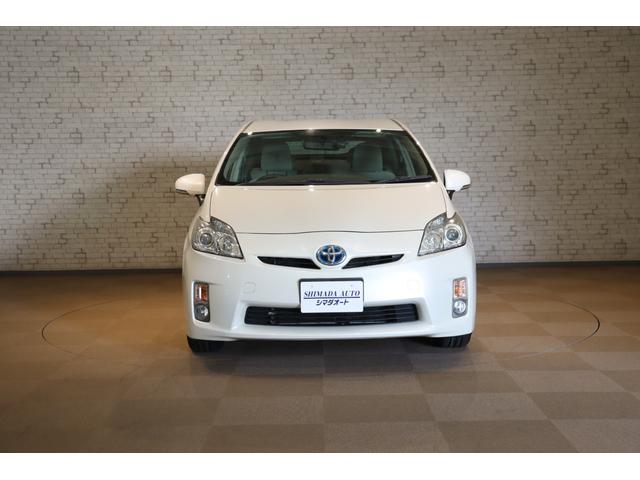 プリウス Ｓ　ドライブレコーダー　ＥＴＣ　バックカメラ　ナビ　ＴＶ　アルミホイール　ＣＶＴ　スマートキー　盗難防止システム　ＣＤ　ミュージックプレイヤー接続可　衝突安全ボディ　ＡＢＳ　ＥＳＣ　エアコン（12枚目）