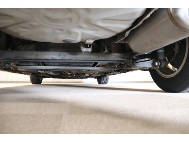 プリウス Ｓ　ドライブレコーダー　ＥＴＣ　バックカメラ　ナビ　ＴＶ　アルミホイール　ＣＶＴ　スマートキー　盗難防止システム　ＣＤ　ミュージックプレイヤー接続可　衝突安全ボディ　ＡＢＳ　ＥＳＣ　エアコン（35枚目）