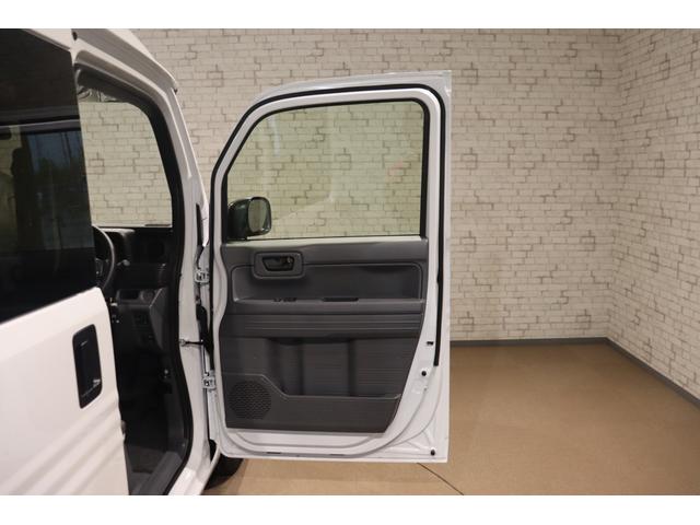 ご覧頂きまして誠に有難うございます！！是非ご来店して頂き、実際にご覧になって頂ければと思います。お客様からのご連絡をスタッフ一同、心よりお待ちしております