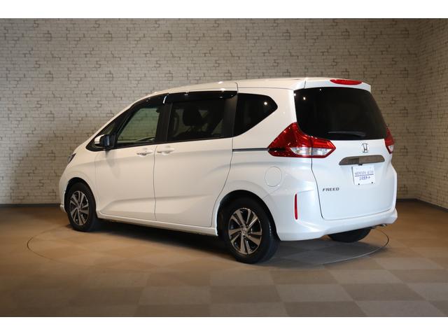 フリード Ｇ・ホンダセンシング　ドライブレコーダー　ＥＴＣ　バックカメラ　ナビ　ＴＶ　クリアランスソナー　クルーズコントロール　レーンアシスト　衝突被害軽減システム　両側電動スライドドア　スマートキー　アイドリングストップ（17枚目）