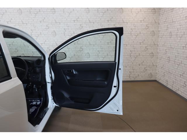 ミライース L SAIII クリアランスソナー 衝突被害軽減システム オートマチックハイビーム キーレスエントリー アイドリングストップ CVT 盗難防止システム ABS ESC CD USB ミュージックプレイヤー接続可(23枚目)