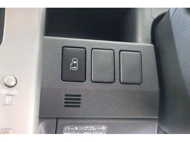 ノア Si ETC バックカメラ ナビ TV 両側スライド・片側電動 HID スマートキー 後席モニター 3列シート CVT アルミホイール CD DVD再生 ミュージックプレイヤー接続可 盗難防止システム(10枚目)