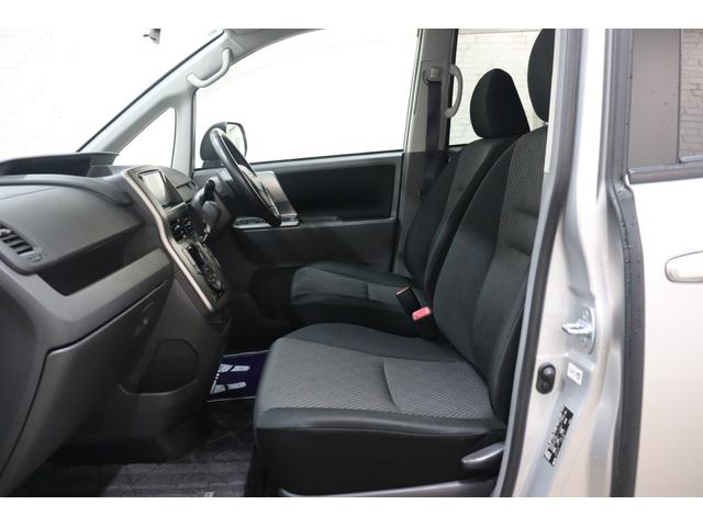 ノア Si ETC バックカメラ ナビ TV 両側スライド・片側電動 HID スマートキー 後席モニター 3列シート CVT アルミホイール CD DVD再生 ミュージックプレイヤー接続可 盗難防止システム(23枚目)