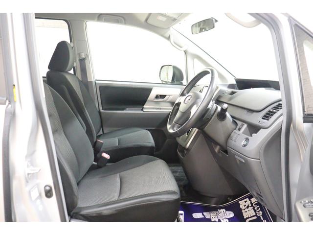 ノア Si ETC バックカメラ ナビ TV 両側スライド・片側電動 HID スマートキー 後席モニター 3列シート CVT アルミホイール CD DVD再生 ミュージックプレイヤー接続可 盗難防止システム(29枚目)