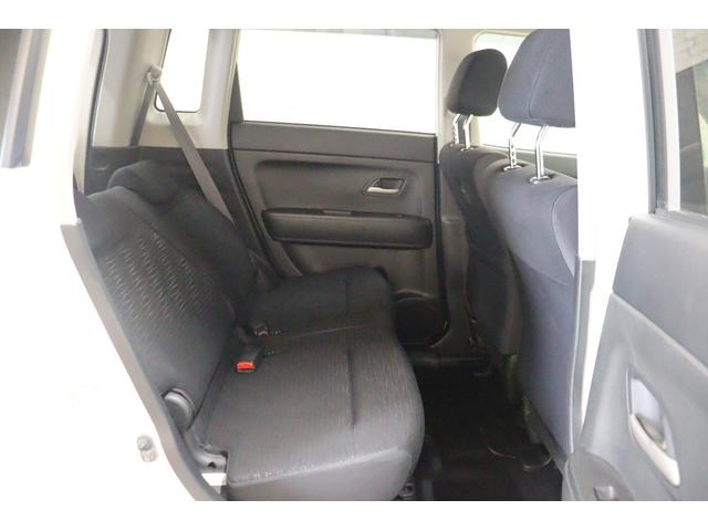 ゼストスパーク Ｗ　ＨＩＤ　スマートキー　ベンチシート　ＡＴ　盗難防止システム　ＡＢＳ　ＣＤ　ミュージックプレイヤー接続可　アルミホイール　衝突安全ボディ　エアコン　パワーステアリング　パワーウィンドウ（8枚目）