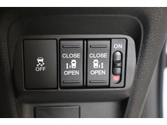 ����ҤȤĤǥɥ������ץ󡣡ڥ�󥢥������ξ¦�ѥ���饤�ɥɥ���ξ�꤬�դ����äƤ��Ƥ⡢�����å��ҤȤĤǥ��饤�ɥɥ�����ư�������ư�����ץ󤷤ޤ��� 6