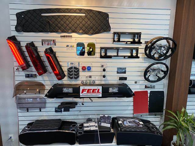 ハイエースバン スーパーGL ダークプライムII パノラミックビュー デジタルインナーミラー フルセグナビ ETC シートカバー ベッドキット フロントエアロ アルミホイール(11枚目)