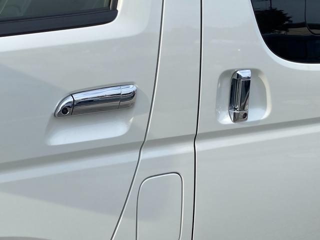 ハイエースバン スーパーGL ダークプライムII パノラミックビュー デジタルインナーミラー フルセグナビ ETC シートカバー ベッドキット フロントエアロ アルミホイール(20枚目)