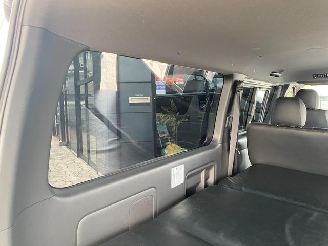 ハイエースバン スーパーGL ダークプライムII パノラミックビュー デジタルインナーミラー フルセグナビ ETC シートカバー ベッドキット フロントエアロ アルミホイール(46枚目)