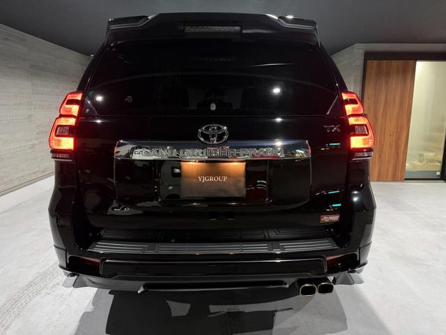 ランドクルーザープラド ＴＸ　モデリスタエアロ　フルセグＴＶ　ＥＴＣ２．０　クルーズコントロール　バックカメラ　オートマチックハイビーム　ＬＥＤヘッドライト　２０インチＡＷ　ＣＤ　ＤＶＤ　ワンオーナー　記録簿（8枚目）