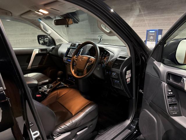 ランドクルーザープラド ＴＸ　モデリスタエアロ　フルセグＴＶ　ＥＴＣ２．０　クルーズコントロール　バックカメラ　オートマチックハイビーム　ＬＥＤヘッドライト　２０インチＡＷ　ＣＤ　ＤＶＤ　ワンオーナー　記録簿（17枚目）