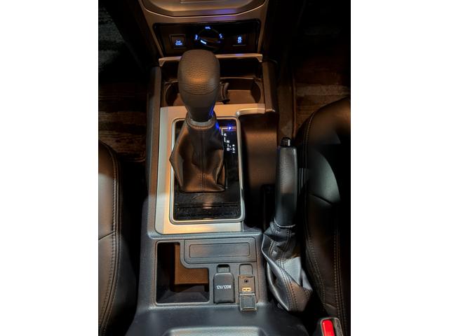 ランドクルーザープラド ＴＸ　モデリスタエアロ　フルセグＴＶ　ＥＴＣ２．０　クルーズコントロール　バックカメラ　オートマチックハイビーム　ＬＥＤヘッドライト　２０インチＡＷ　ＣＤ　ＤＶＤ　ワンオーナー　記録簿（33枚目）