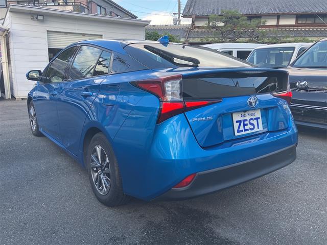 プリウス Ｓ　純正９インチナビフルセグＴＶ　スマートキー２個　ＥＴＣ　モデリスタアルミホイール　オートクルーズコントロール　オートライト　オートハイビーム（6枚目）