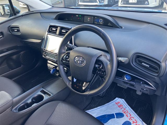 プリウス Ｓ　純正９インチナビフルセグＴＶ　スマートキー２個　ＥＴＣ　モデリスタアルミホイール　オートクルーズコントロール　オートライト　オートハイビーム（8枚目）