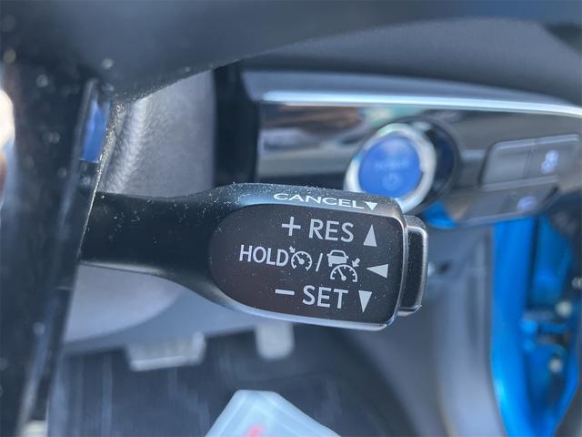 プリウス Ｓ　純正９インチナビフルセグＴＶ　スマートキー２個　ＥＴＣ　モデリスタアルミホイール　オートクルーズコントロール　オートライト　オートハイビーム（18枚目）