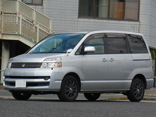 ヴォクシー トランス－Ｘ　４ＷＤ　５人乗り　デッキボード装備　車中泊仕様　Ｂモニタ付ナビＴＶ　ＥＴＣ　両側電動スライドドア　ルーフコンソール　タイミングチェーン（4枚目）