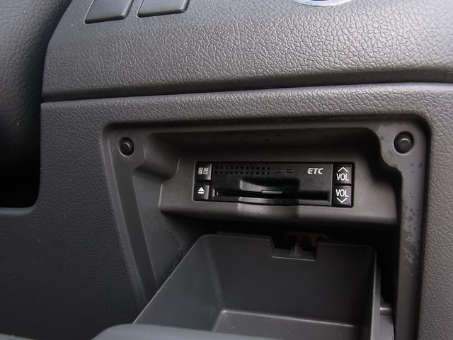 ノア Ｘ　スマートエディション　４ＷＤ　バックモニター付ナビＴＶ　ＥＴＣ　キセノン　両側電動スライドドア　スマートキー　タイミングチェーン（15枚目）