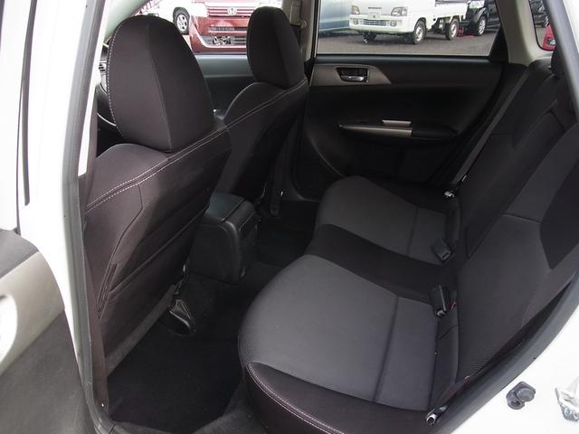 インプレッサ １．５ｉ－Ｌ　４ＷＤ　５ＭＴ　ナビＴＶ　ＥＴＣ　キセノン　プッシュスタート　スマートキー（24枚目）