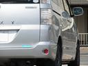 ヴォクシー トランス－Ｘ　４ＷＤ　５人乗り　デッキボード装備　車中泊仕様　Ｂモニタ付ナビＴＶ　ＥＴＣ　両側電動スライドドア　ルーフコンソール　タイミングチェーン（8枚目）