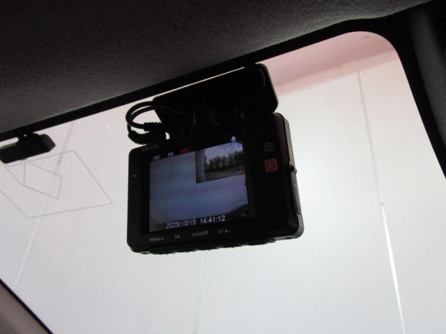 パッソ モーダ Gパッケージ SDナビ地デジ バックカメラ 前後ドラレコ 衝突軽減ブレーキ 車線逸脱警報 クリアランスソナー オートマチックハイビーム ETC Bluetooth アイドリングストップ LEDランプ スマートキー(12枚目)